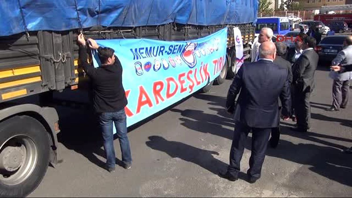 Memur-Sen\'den Suruç\'taki Suriyelilere 7 Bin Battaniye