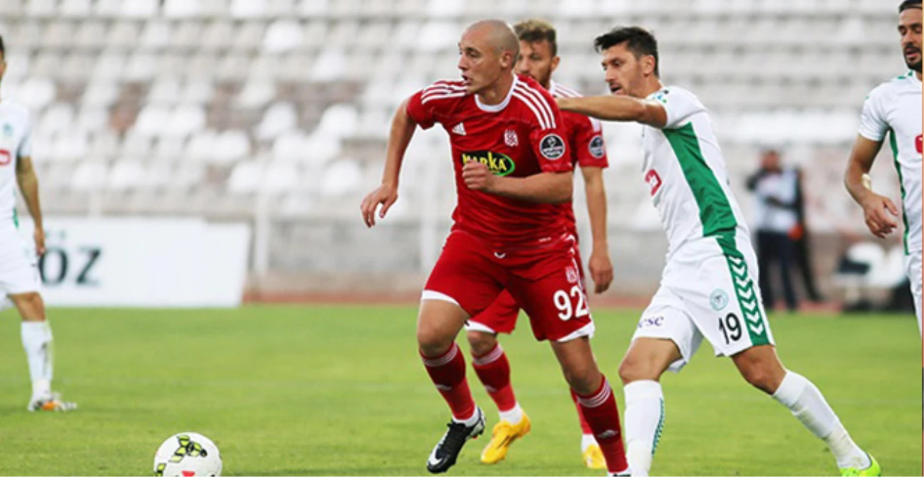 Sivasspor, 4 Maçtır Deplasmanda Kazanamıyor