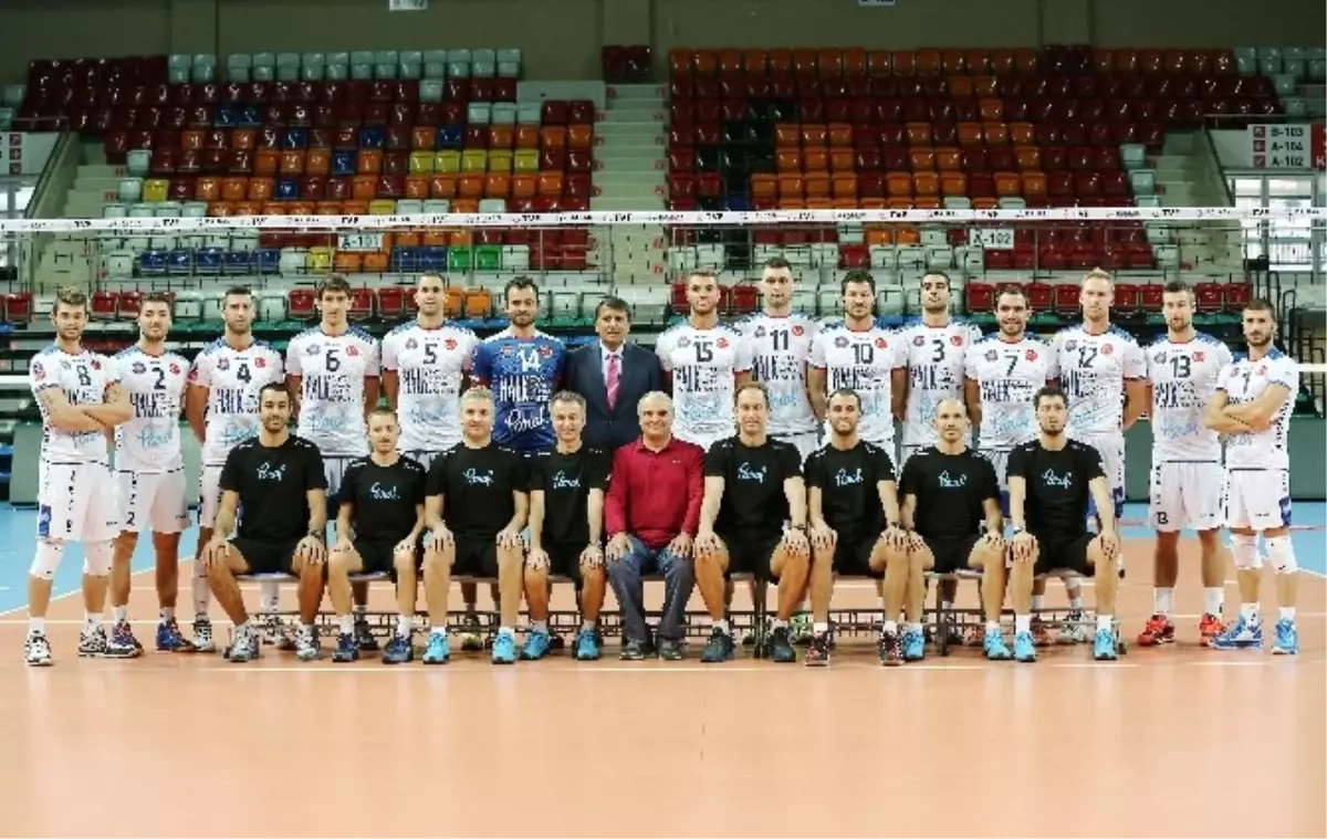 Son Şampiyon Halkbank Ligde Sahne Alacak