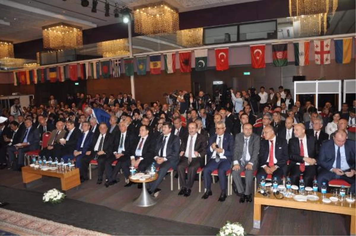 Trabzon\'da 3\'üncü İpekyolu İş Adamları Zirvesi Başladı