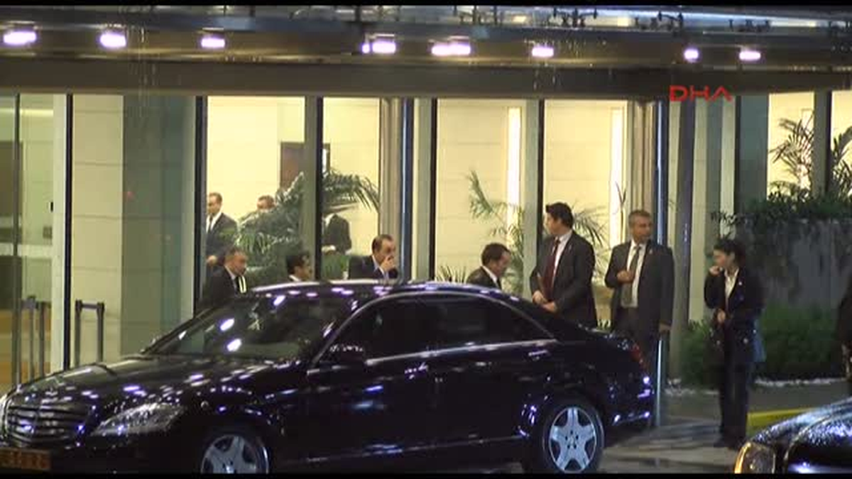 Başbakan Davutoğlu İstanbul\'da