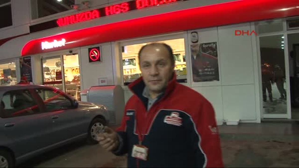 Benzin İstasyonunda Şüpheli Çanta Paniği