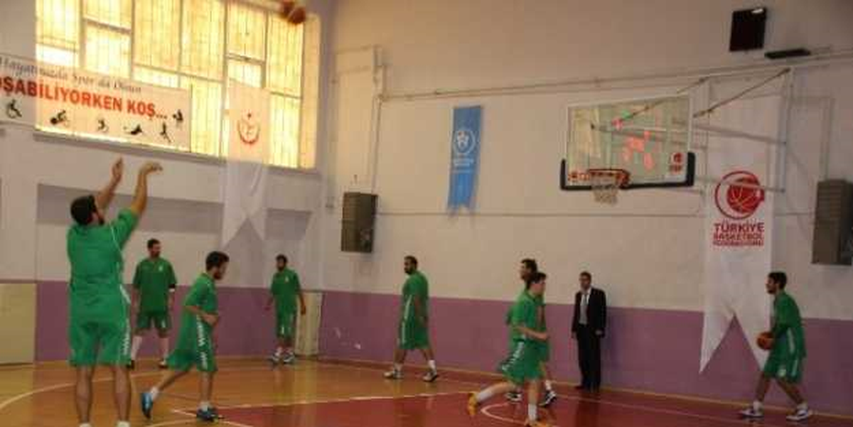 Bilecik Belediyespor: 72 - Düzce Belediyespor: 76