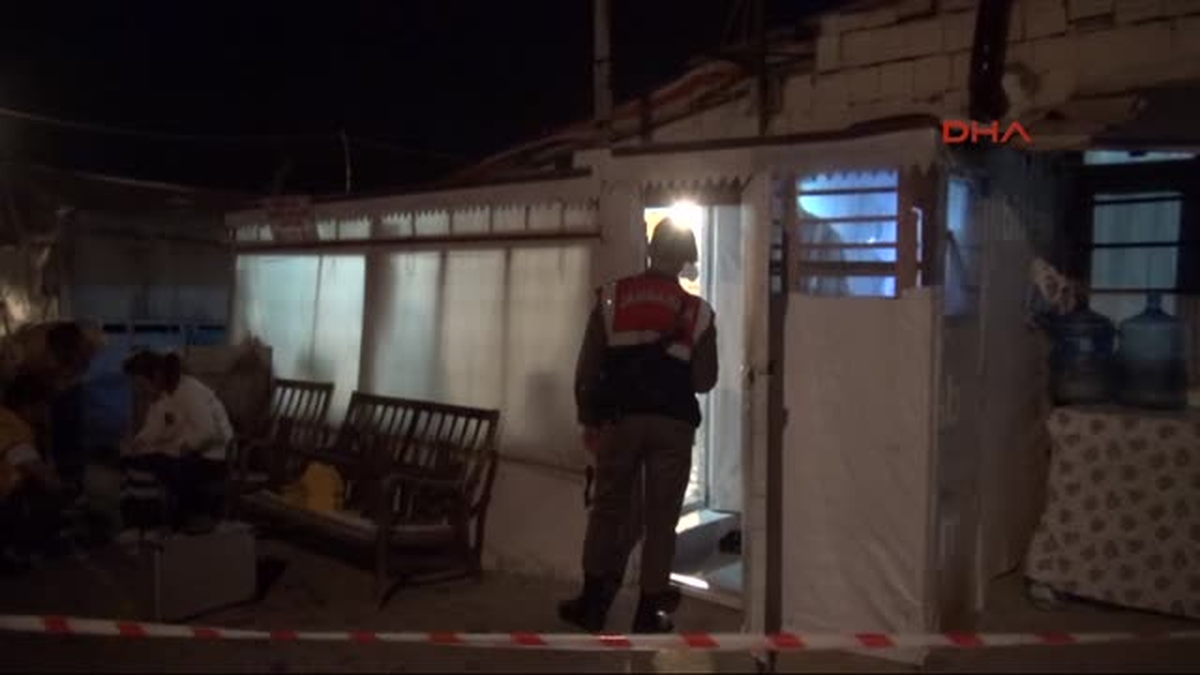 Çorlu Sigara Parası Vermeyen Arkadaşını Bıçakla Öldürdü