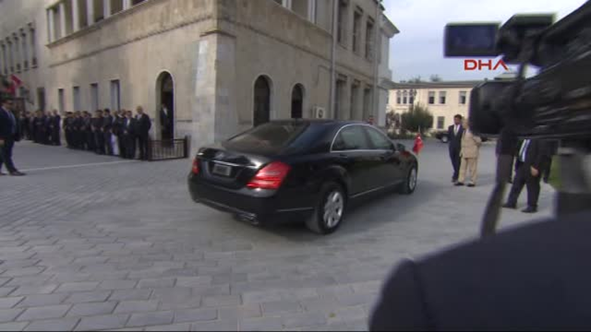 Cumhurbaşkanı Erdoğan, Afganistan\'da Askeri Törenle Karşılandı Ek
