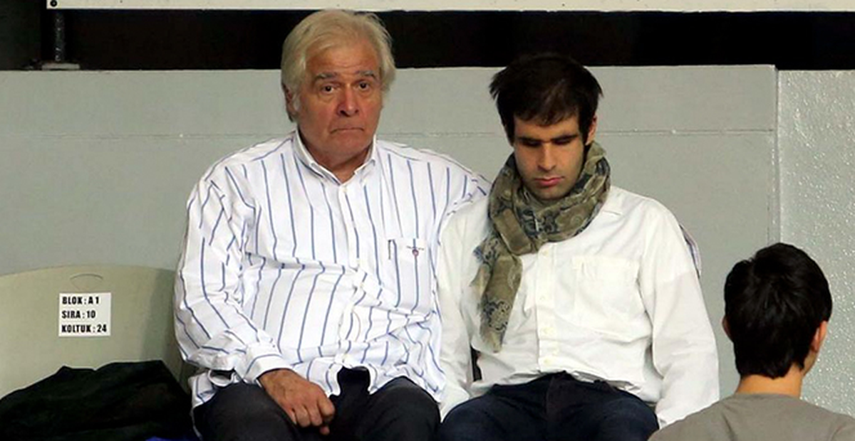 Engelli Oğluna Maçı Anlatan Baba, Duygusal Anlar Yaşattı