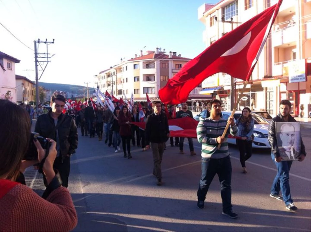 Muğla\'da "Bayrak Yürekte, Atatürk Bilinçte" Yürüyüşü Yapıldı