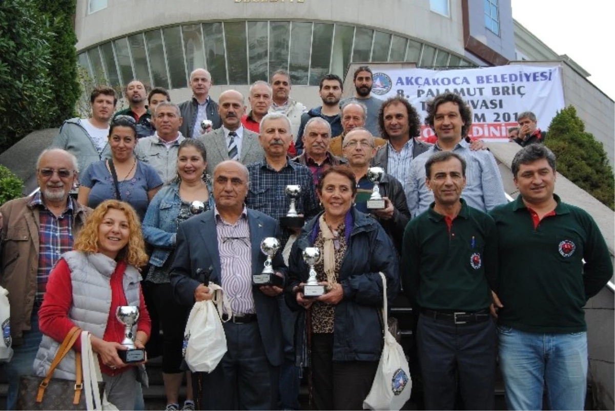 Akçakoca Vııı. Palamut Briç Turnuvasının Ödül Töreni Gerçekleşti