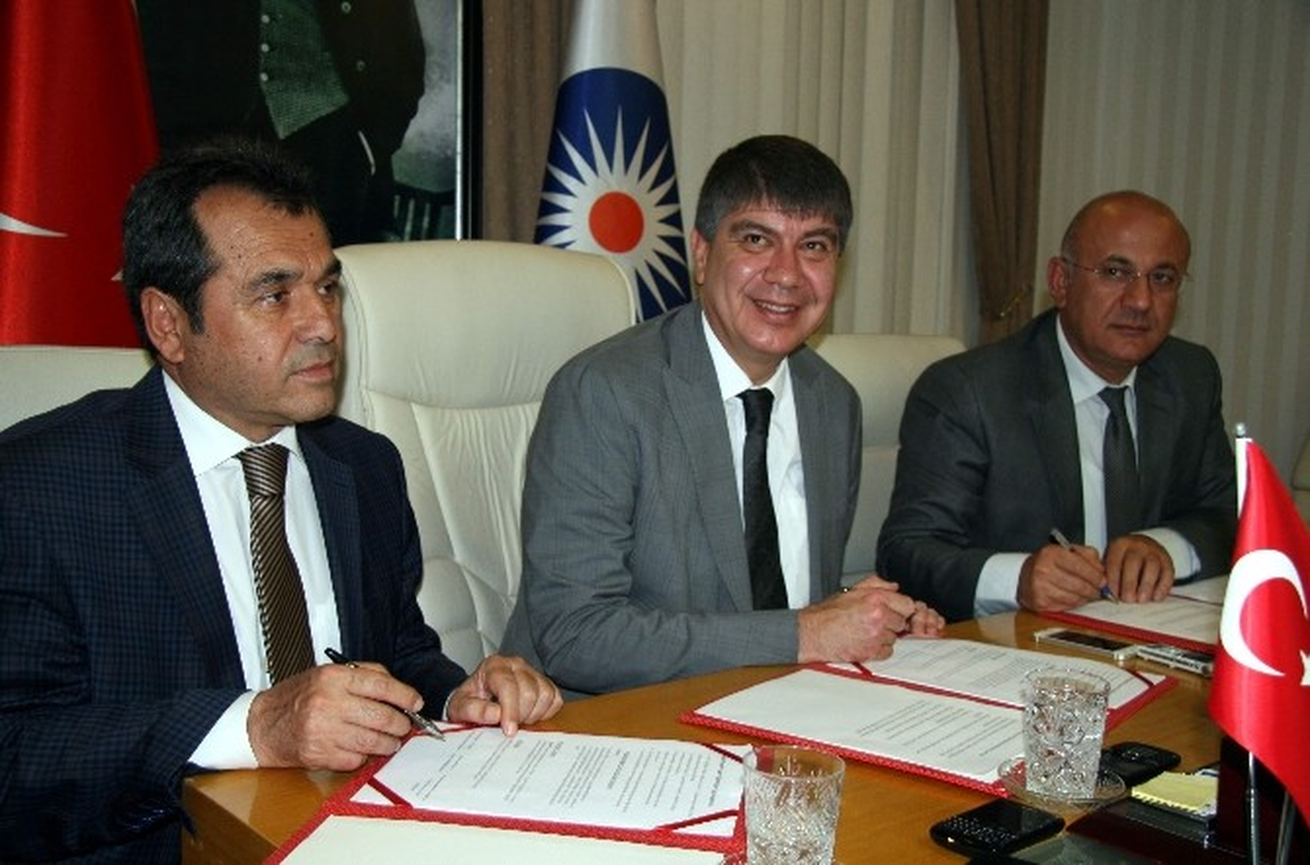 Antalya\'da Okullar Ligi Protokolü İmzalandı
