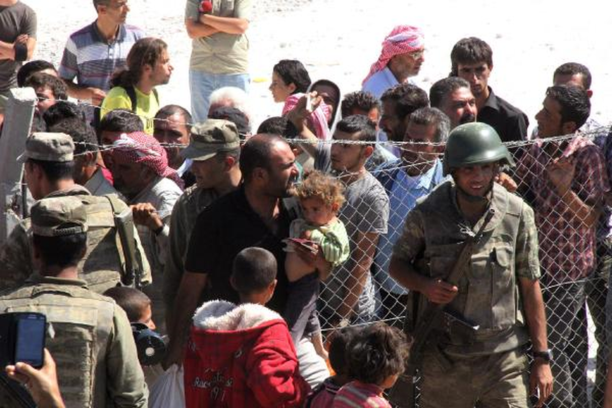 \'Kobani\'ye Türkiye\'nin İlçesiymiş Gibi Yardım Yaptık"