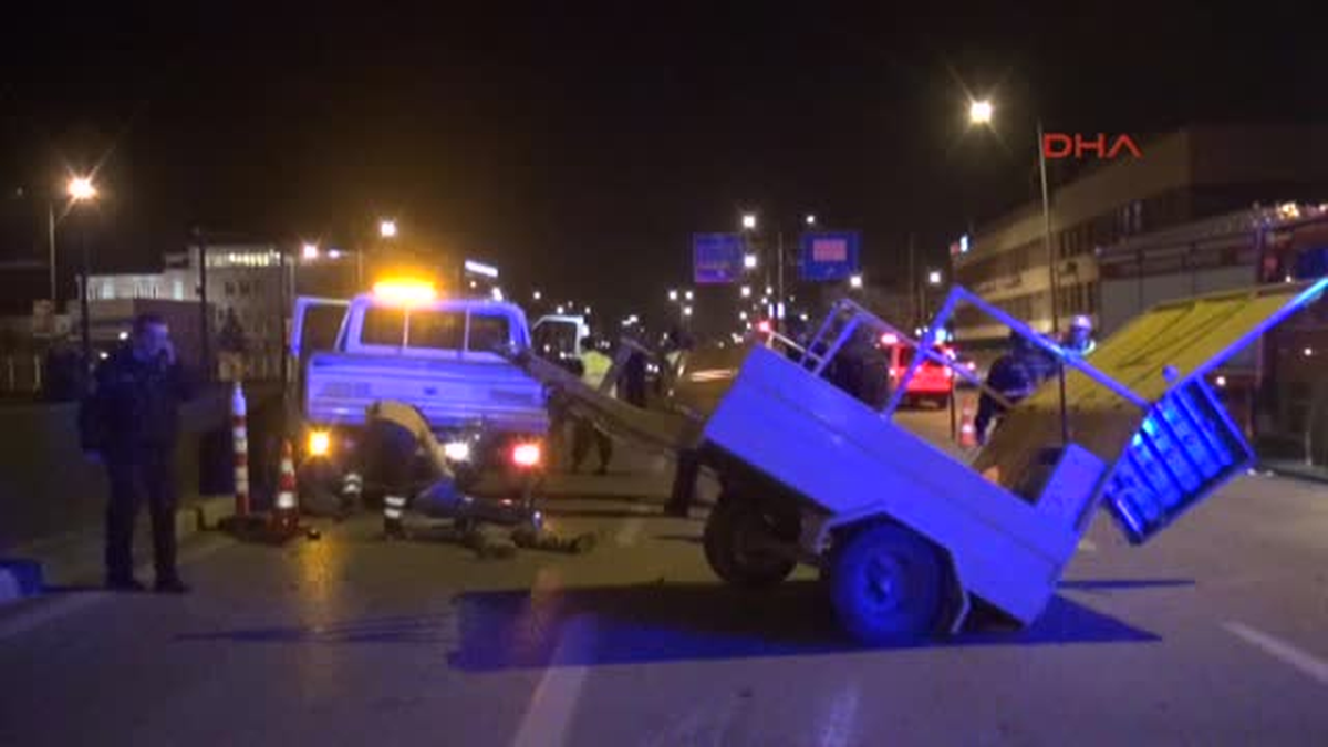 Bursa Yol Temizliği Yapan İşçiye Otomobil Çarptı: 1 Ölü