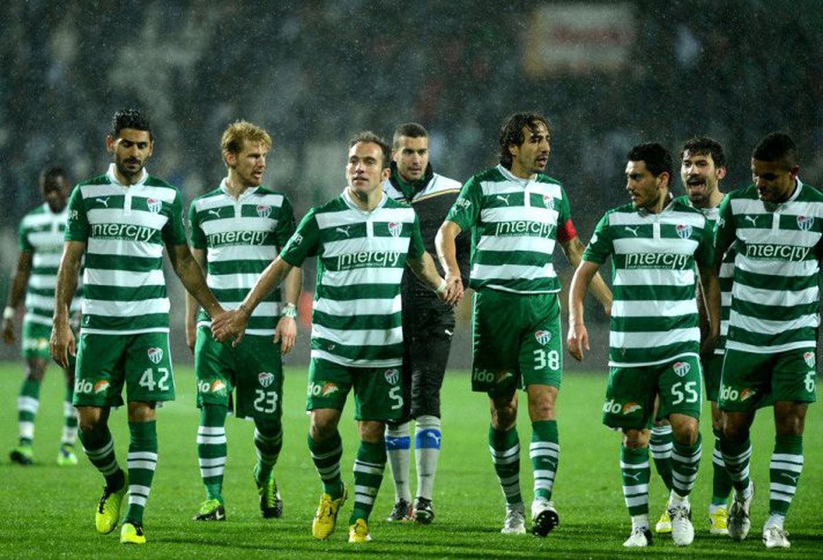 Bursaspor Sahasında İlk Puanını Aldı