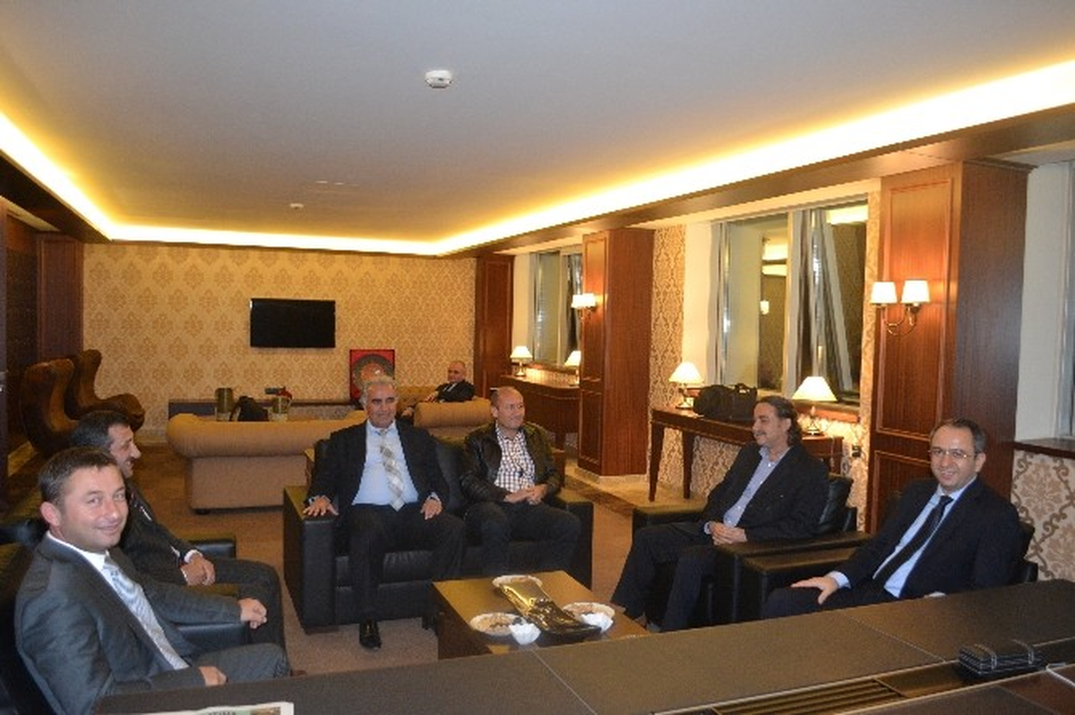 Çerkezköy Kaymakamı Kubilay, İngilizce Kursunu Dolaştı