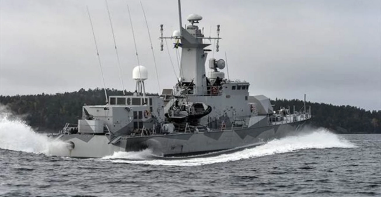 İsveç Donanması, Gizemli Denizaltının Peşine Düştü
