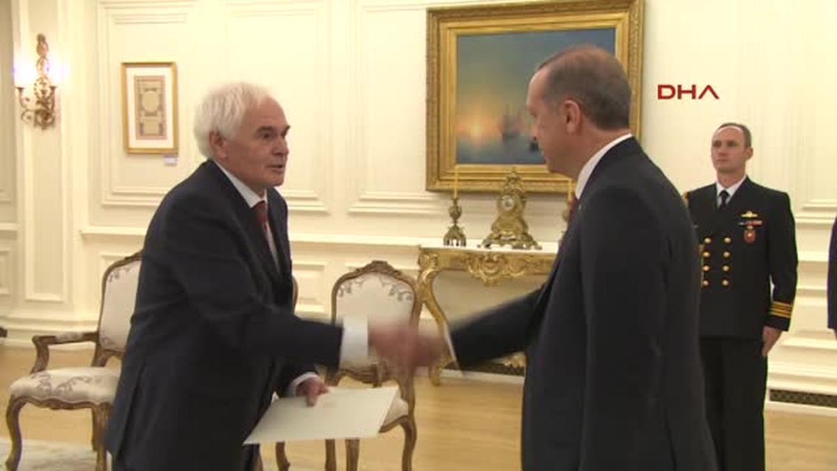Karadağ Büyükelçisinden Güven Mektubu