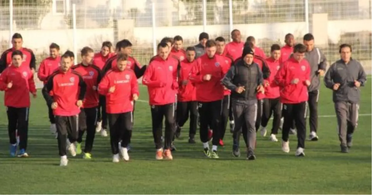 Kardemir Karabüksporda Akhisar Belediyespor Maçı Hazırlıkları Başladı