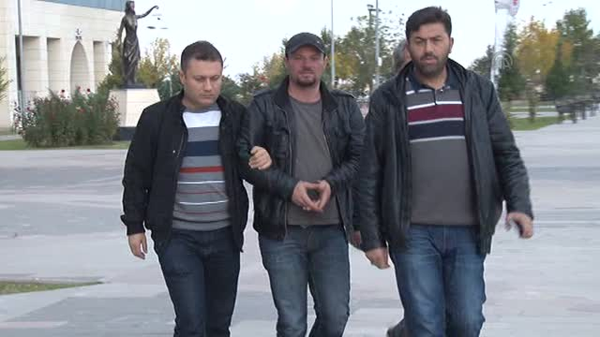 Konya'da Kaza Sonrası Kaçan Sürücüyü Kırılan Ayna Ele Verdi
