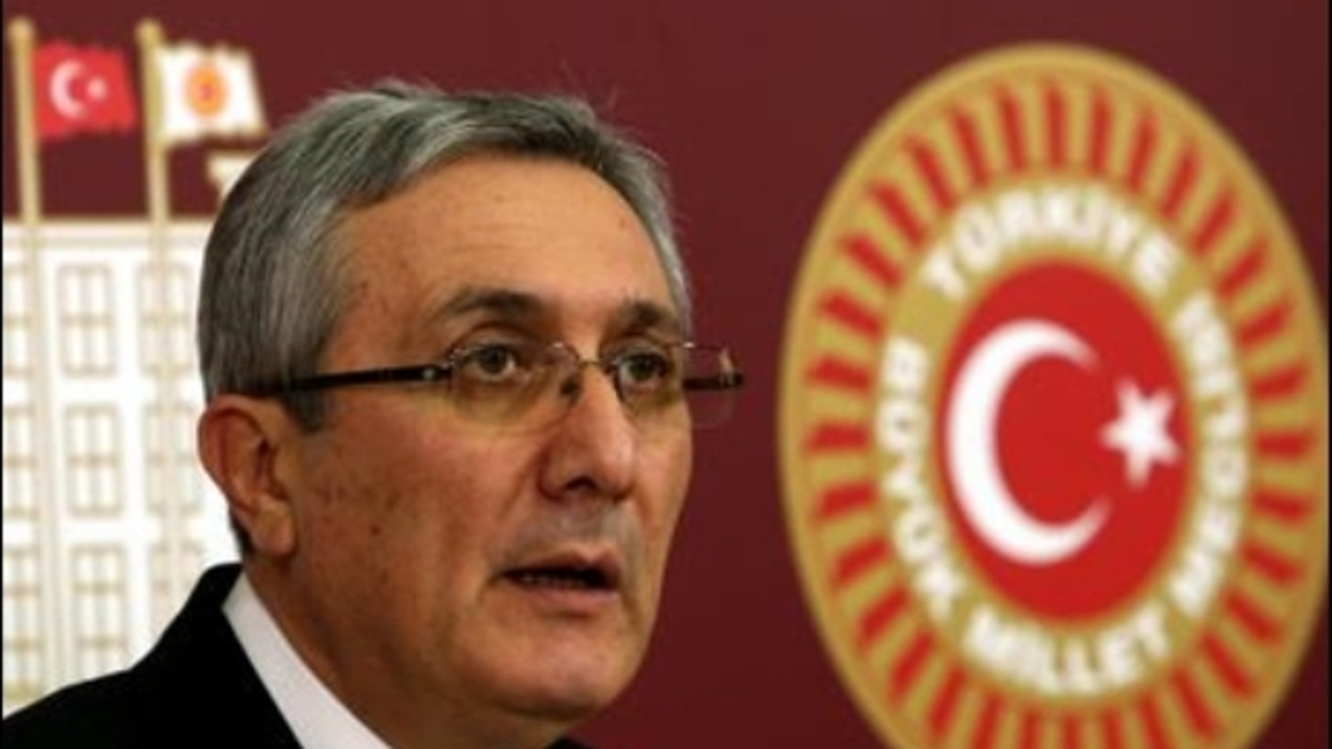 MHP\'li Ayhan: Öcalan AK Saray\'a Yerleşirse Şaşırmayız
