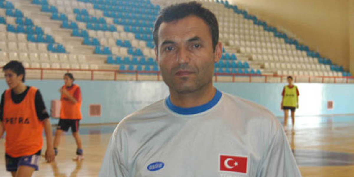 Muratpaşa Belediyesi\'nde Mağlubiyet Üzüntüsü