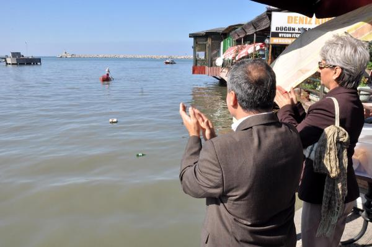 Nükleer Santrallere Karşı Karadeniz\'de Kürek Çekiyor