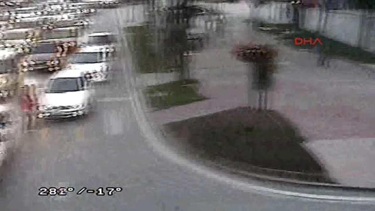 Sakarya Mobese Kameralarının Görüntülediği İlginç Anlar