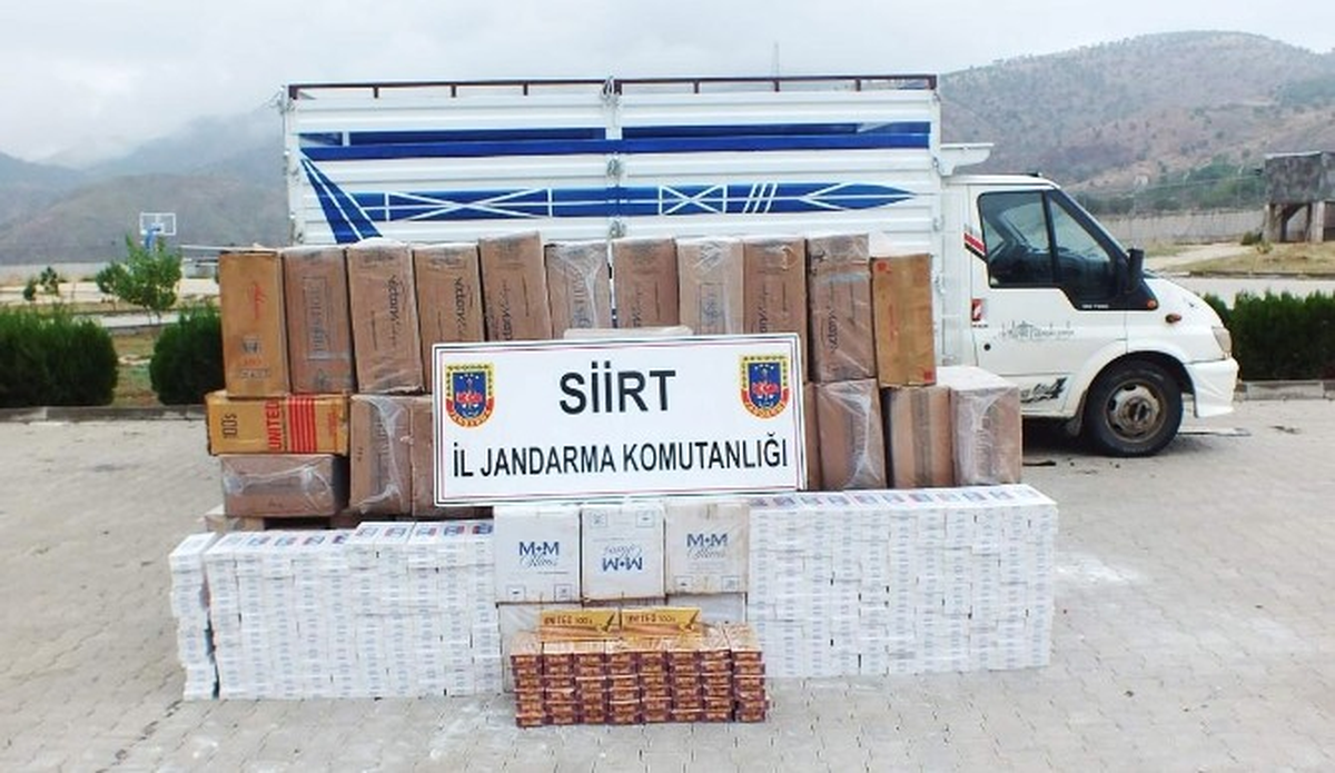 Siirt\'te 37 Bin 500 Paket Kaçak Sigara Ele Geçirildi