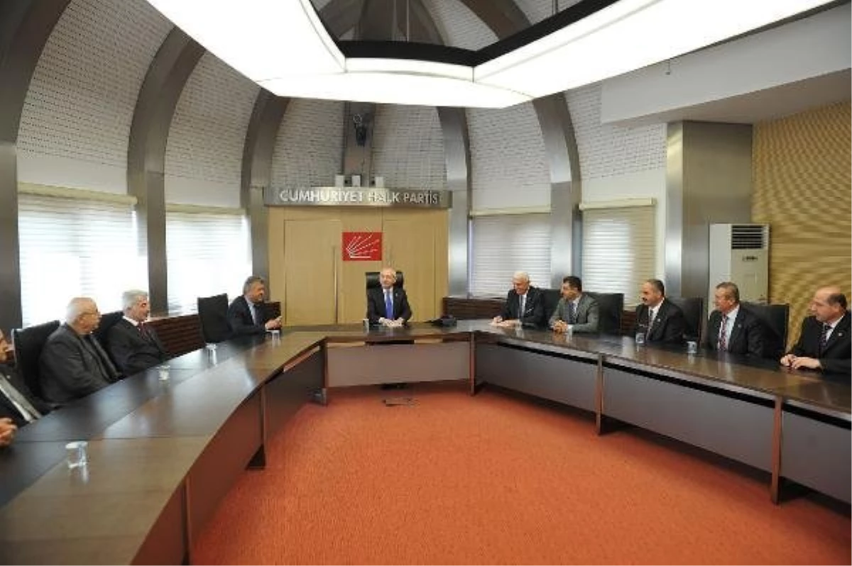 Türkiye Muhtarlar Federasyonu\'ndan Kılıçdaroğlu\'na Ziyaret
