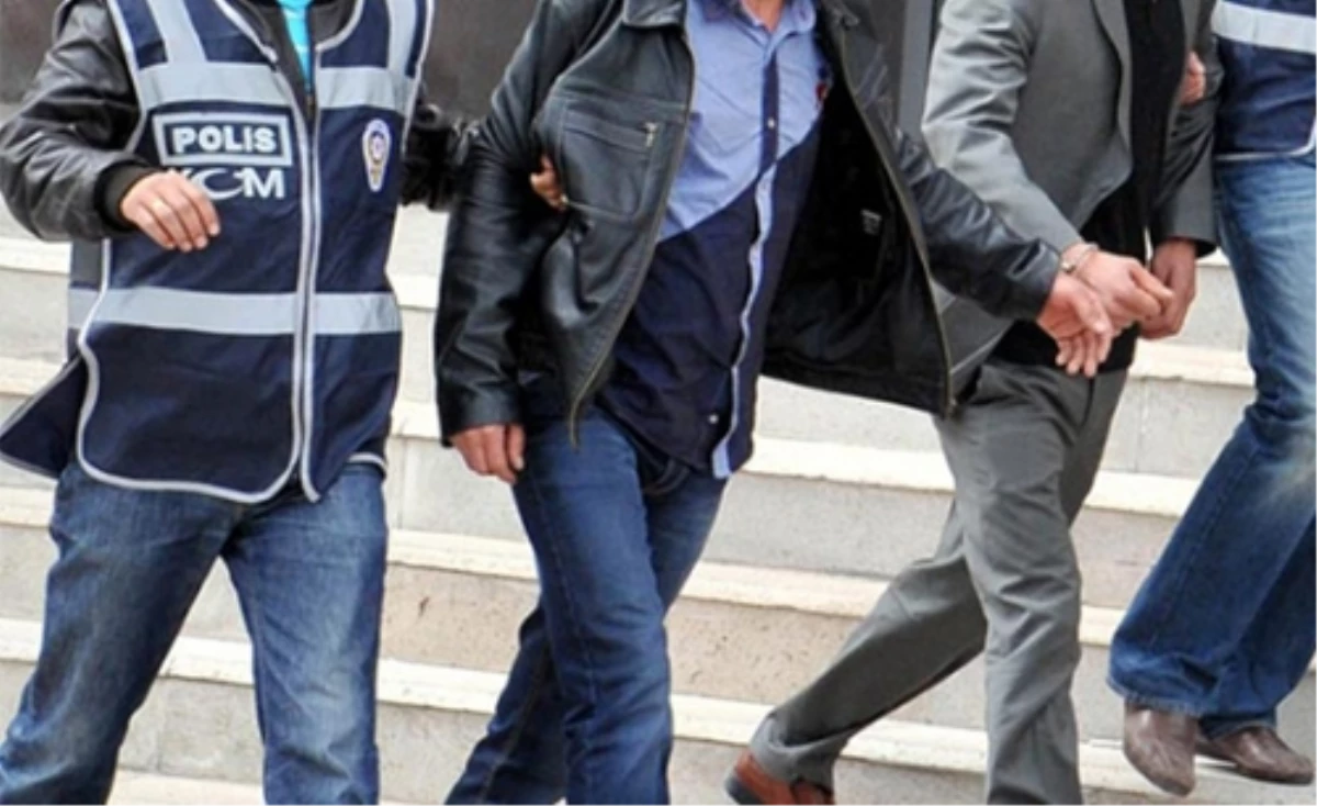 Adana\'da 120 Uyuşturucu Satıcısı Yakalandı