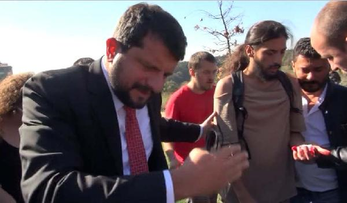 Arbede Sırasında Bir Üniversite Öğrencisi Elinden Yaralandı