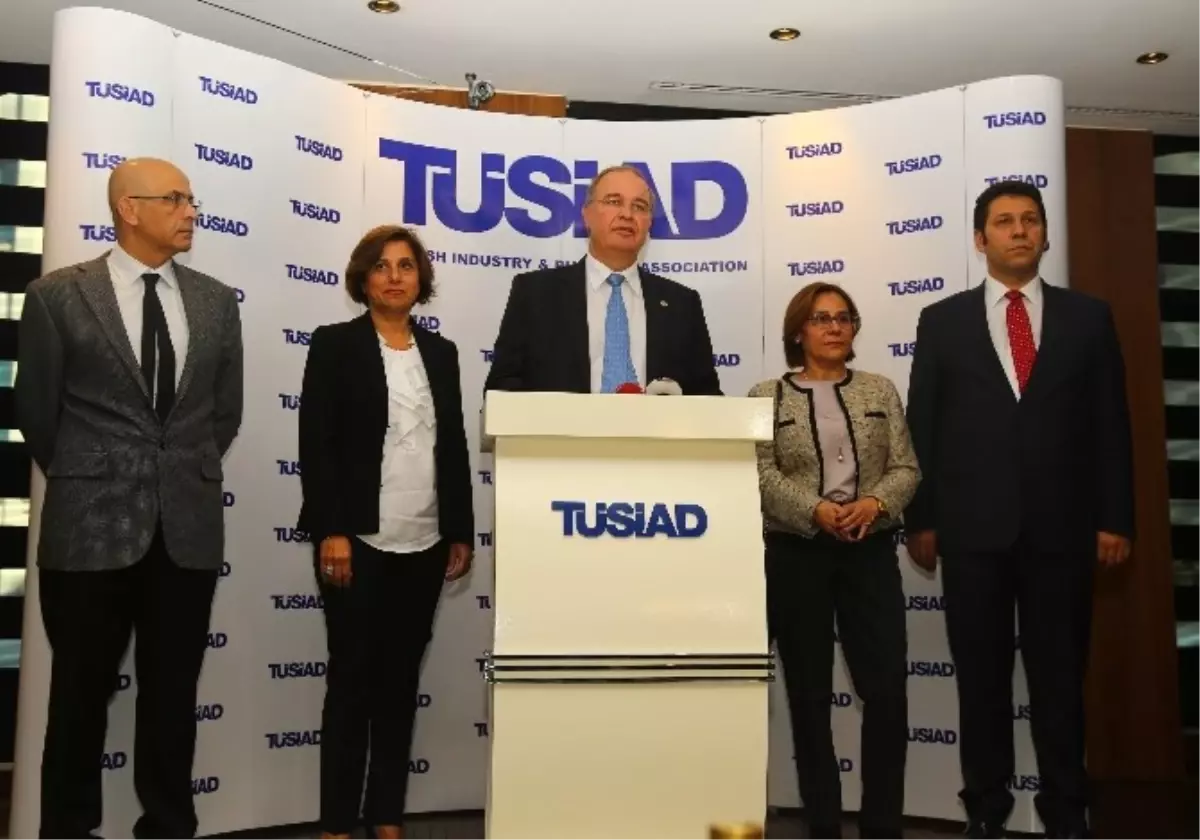 CHP Heyeti Tüsiad\'ı Ziyaret Etti