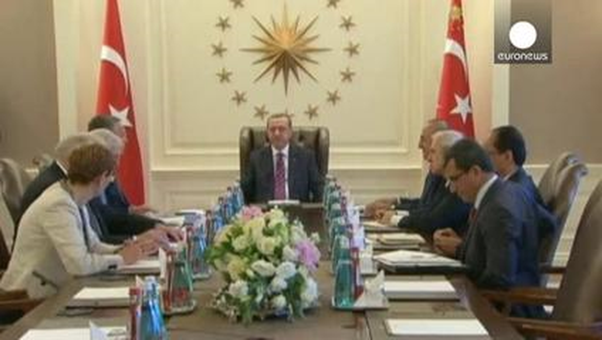 Erdoğan: "Pyd Bizim İçin PKK ile Eştir"
