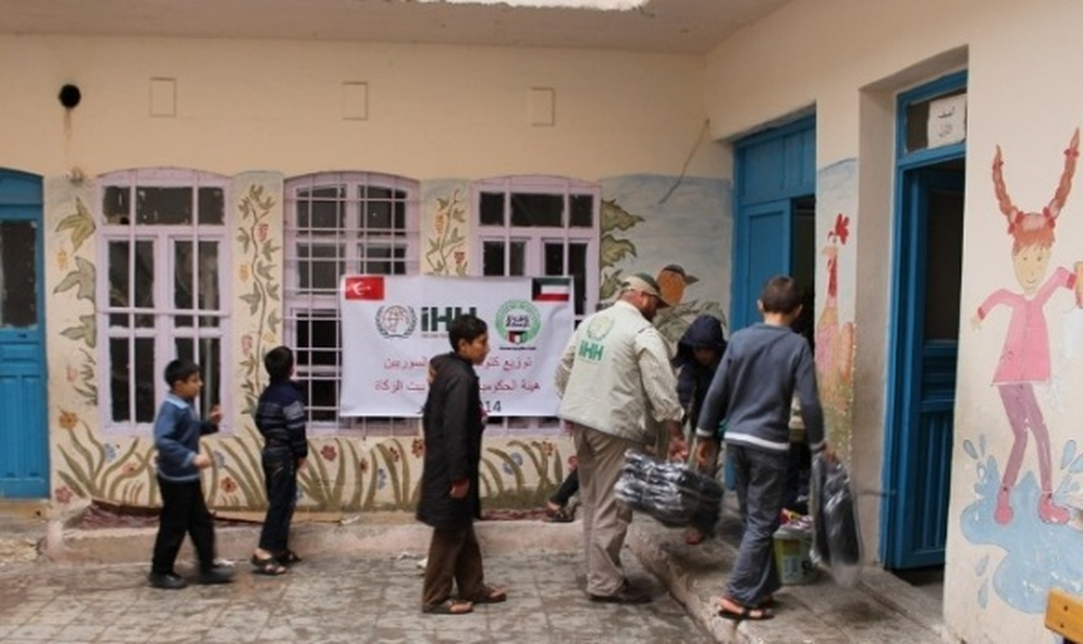 Suriyeli Çocuklara Kırtasiye Yardımı
