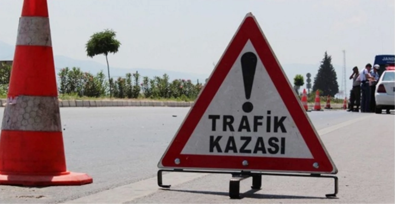 Trafik Kazasında Aynı Aileden 4 Kişi Öldü