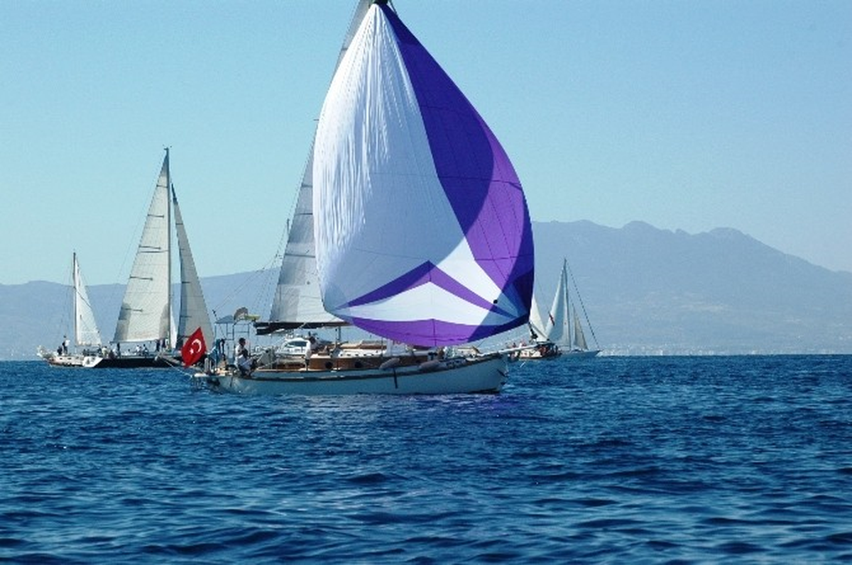 Yelkenler Rüzgarsız Kaldı