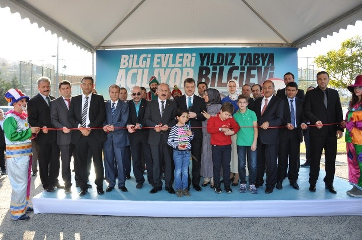 Başkan Usta, Yıldıztabya Bilgi Evi\'ni Çocuklarla Birlikte Açtı