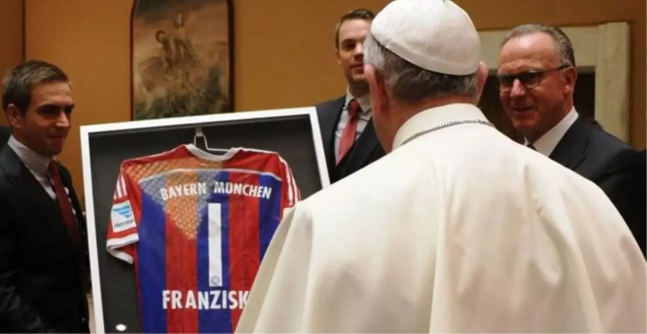 Bayern\'den Papa\'ya Tehlikeli Ziyaret (!)