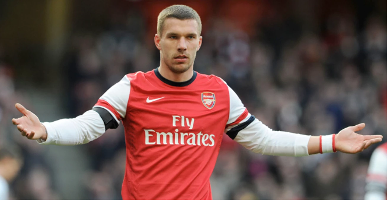 Lukas Podolski\'den Wenger\'e: Yedek Kulübesinde Oturacak Biri Değilim