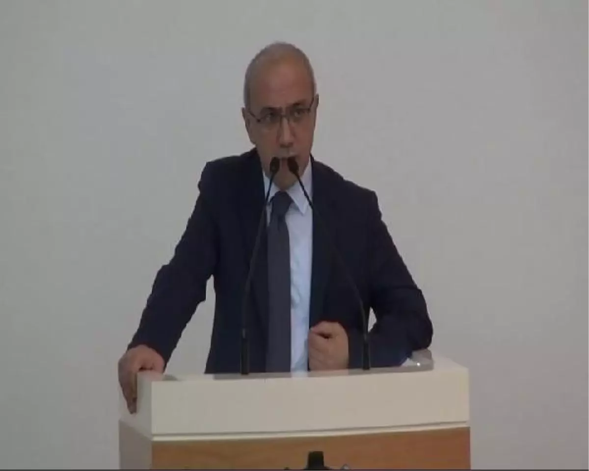 Ulaştırma Bakanı Lütfi Elvan: "2015 Yılında Demiryolu Sektörümüzü Serbestleştireceğiz"