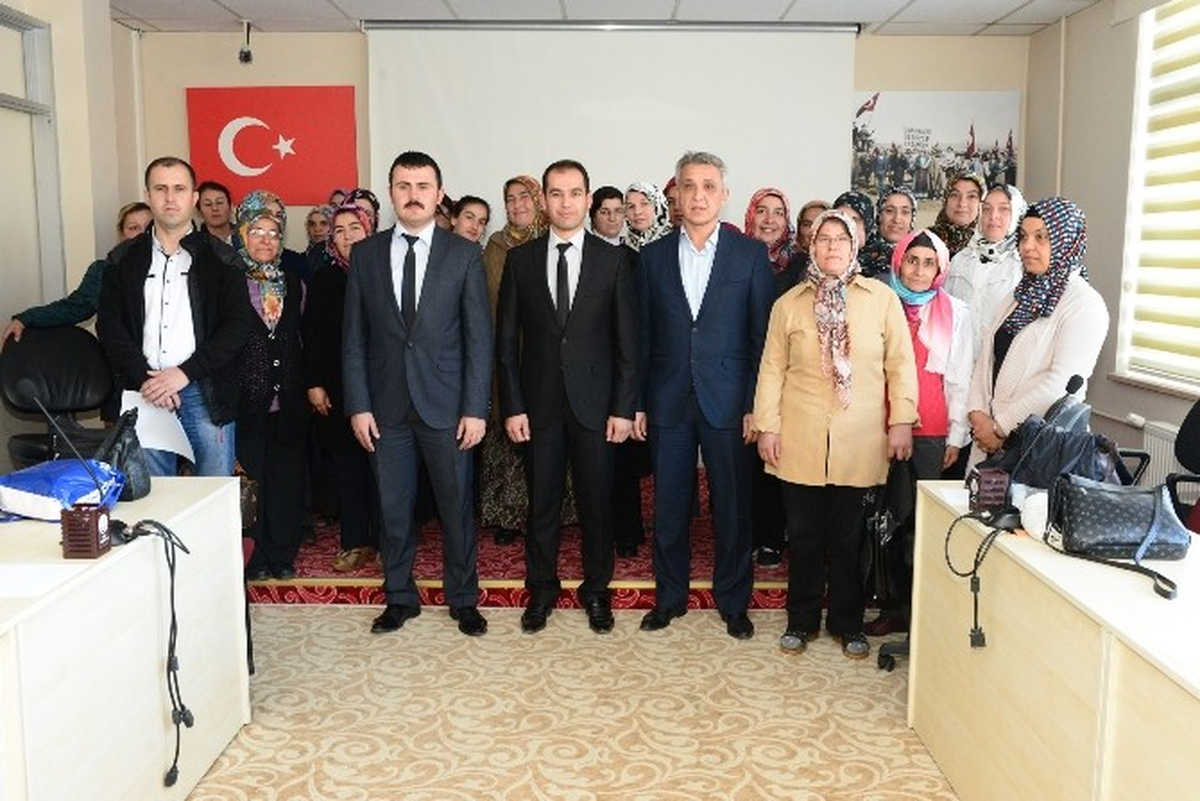 Uşak\'ta Yaşlılar İçin Örnek Proje Başlıyor