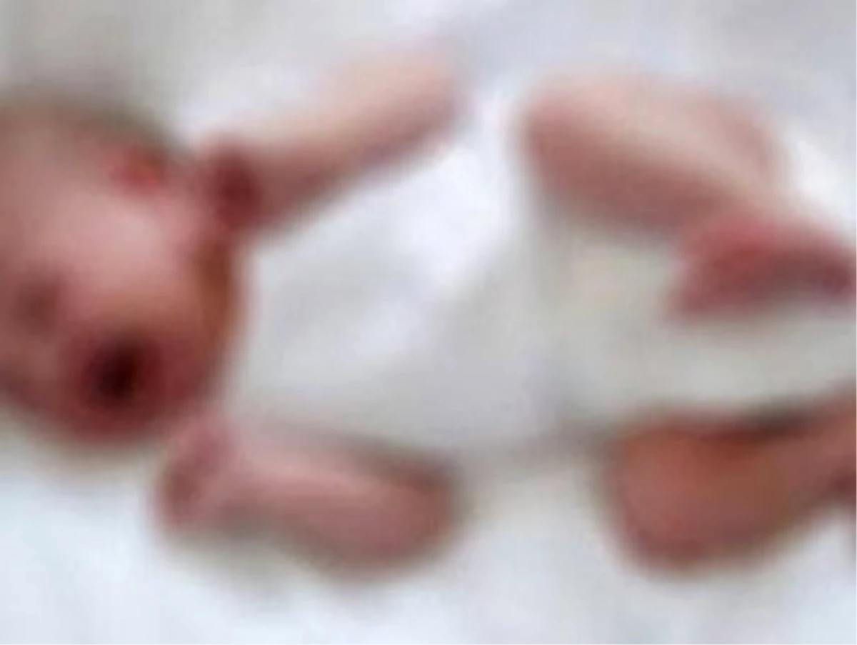 Bandırma\'da Üzerine Yatak Devrilen Bebek Öldü