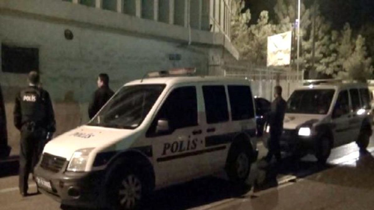 Diyarbakır\'da Polisi Alarma Geçiren Olay