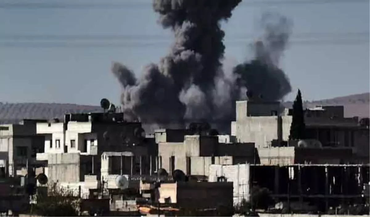 IŞİD, Kobani\'de YPG\'ye Kaptırdığı Tepeyi Geri Aldı, ABD Bombaladı