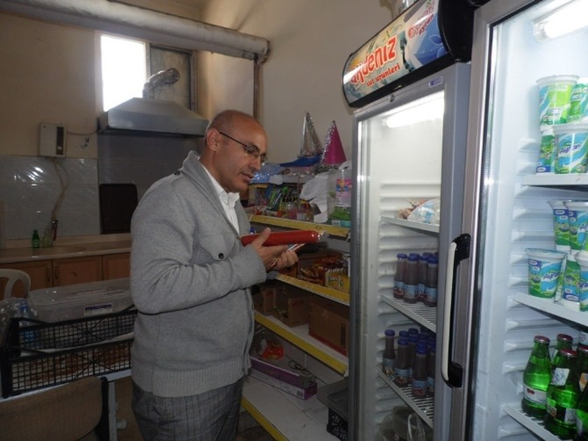 Korkuteli\'nde Okul Kantinleri Denetlendi