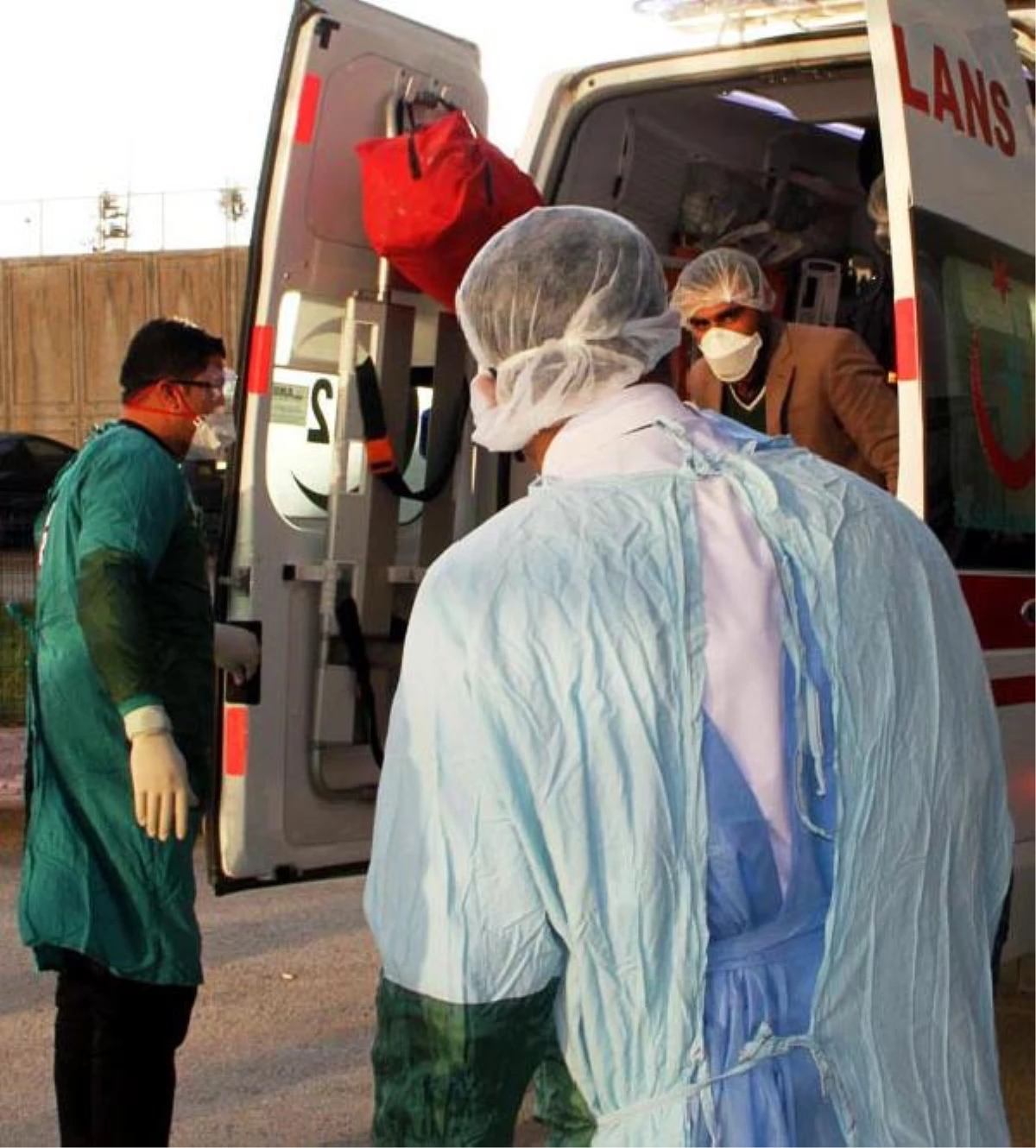 Erçiş\'te MERS Virüsü Şüphelisi Hastaneden Kaçtı