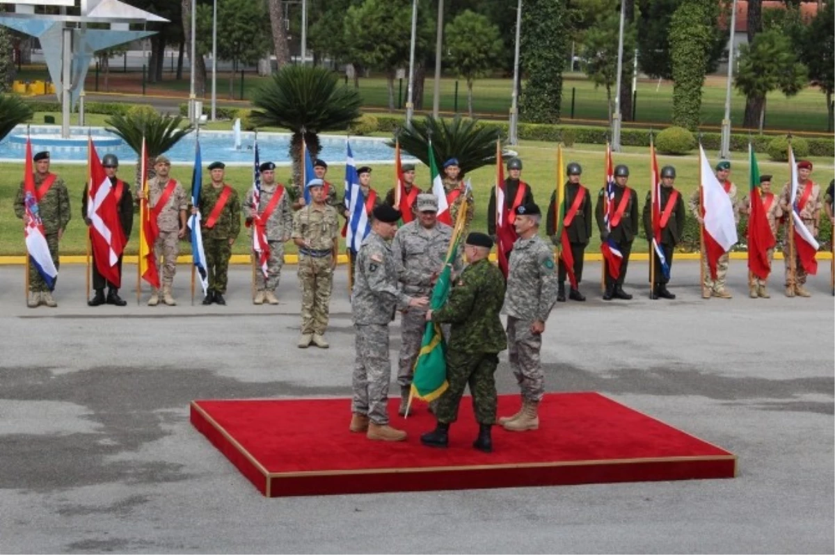NATO Müttefik Kara Komutanlığı\'nda Devir Teslim Töreni