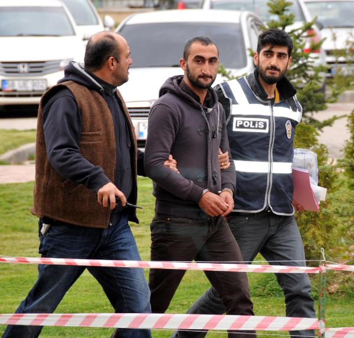 Sivas\'ta Oyuncak Silah ile Gasp Yapan Zanlılar Yakalandı