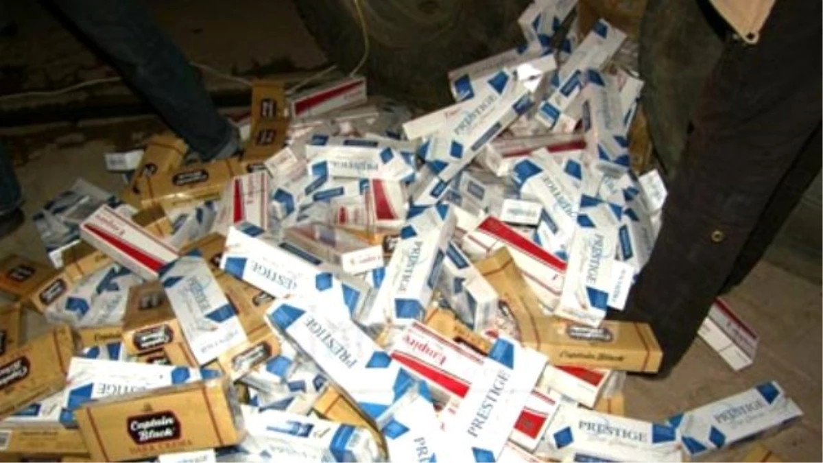 Şırnak\'ta 50 Bin Paket Kaçak Sigara Ele Geçirildi