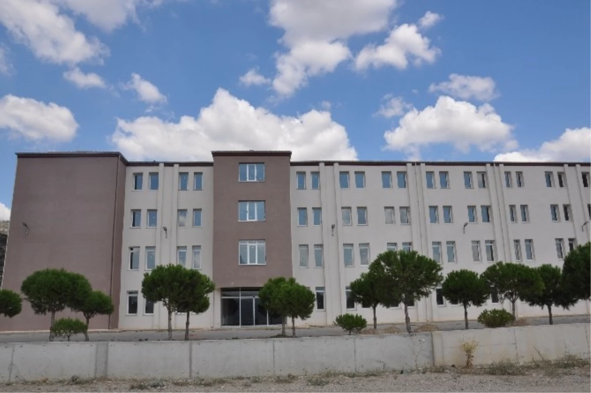Başkan Erol: "Meslek Yüksek Okulu Buharkent\'e Hayırlı Olsun"