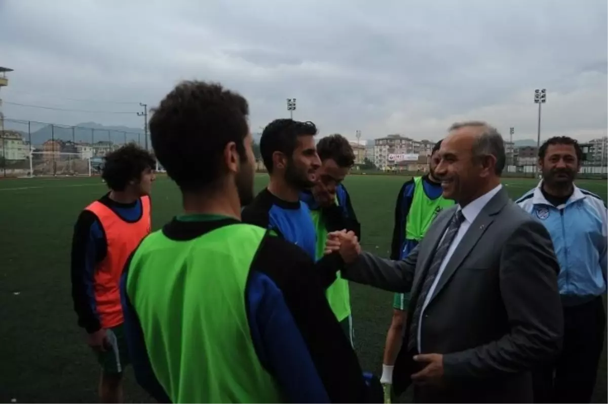 Başkandan Futbolculara Baklava Dopingi