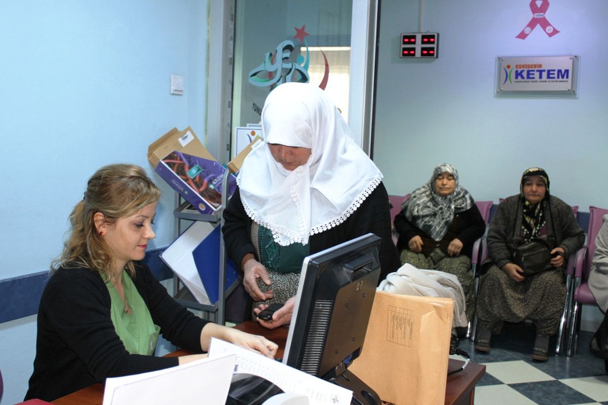 Eskişehir\'de, Köylü Kadınlara Kanser Taraması